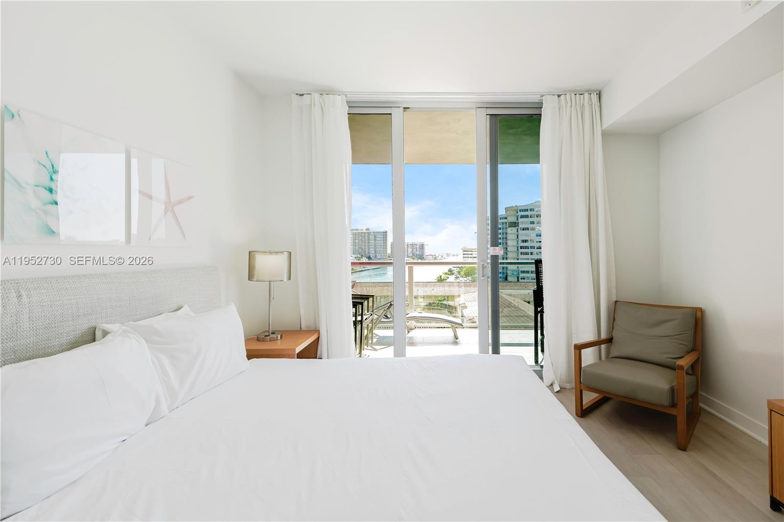 image Beachwalk Condominium14