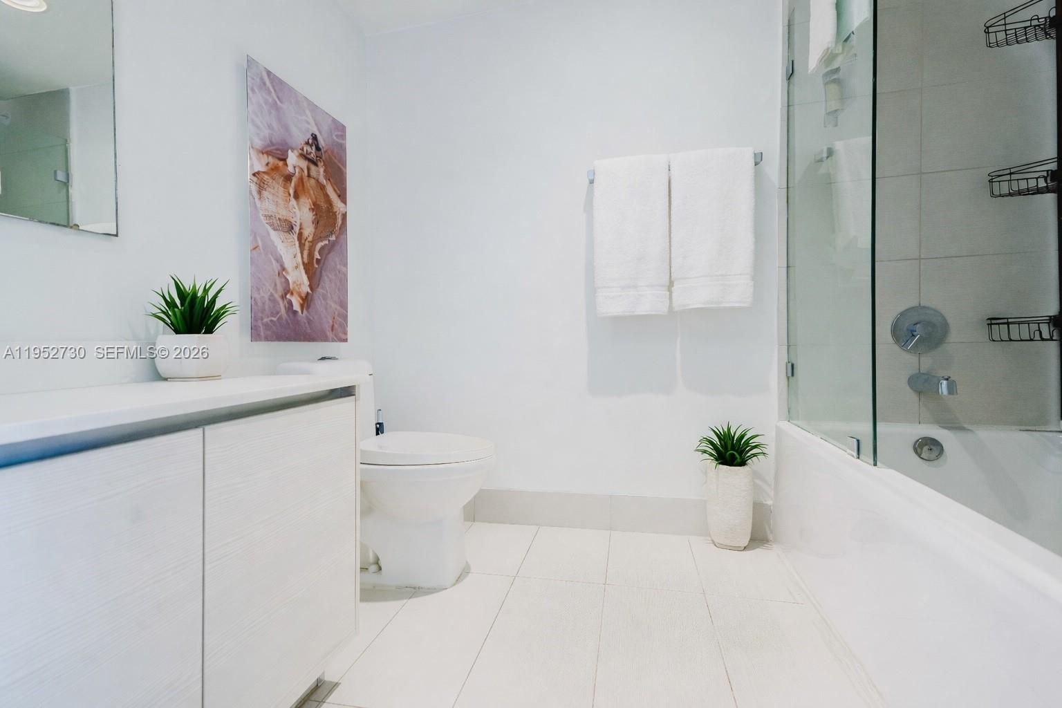 image Beachwalk Condominium16