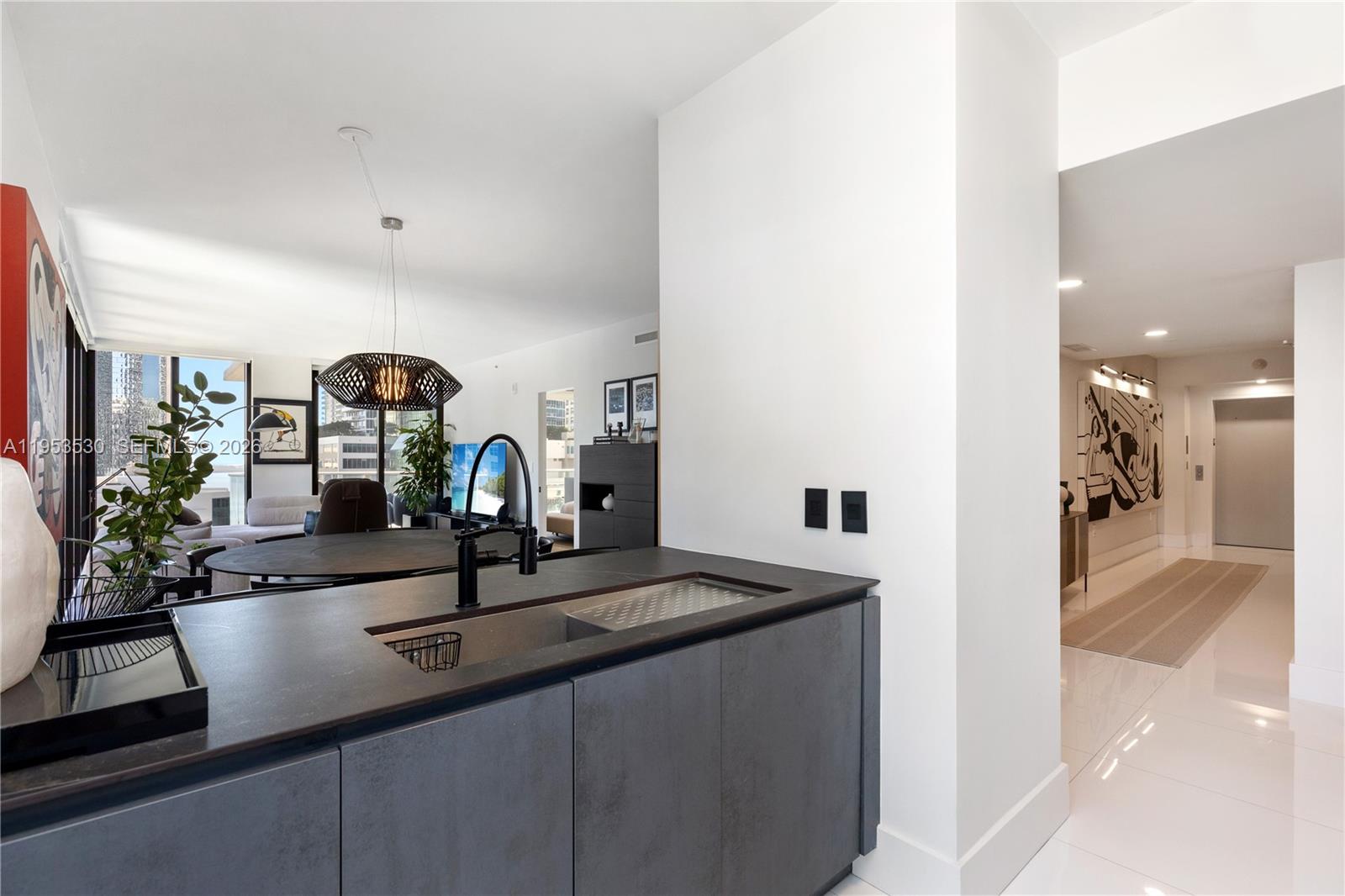 1010 Brickell Ave #1701 Miami, FL 33131