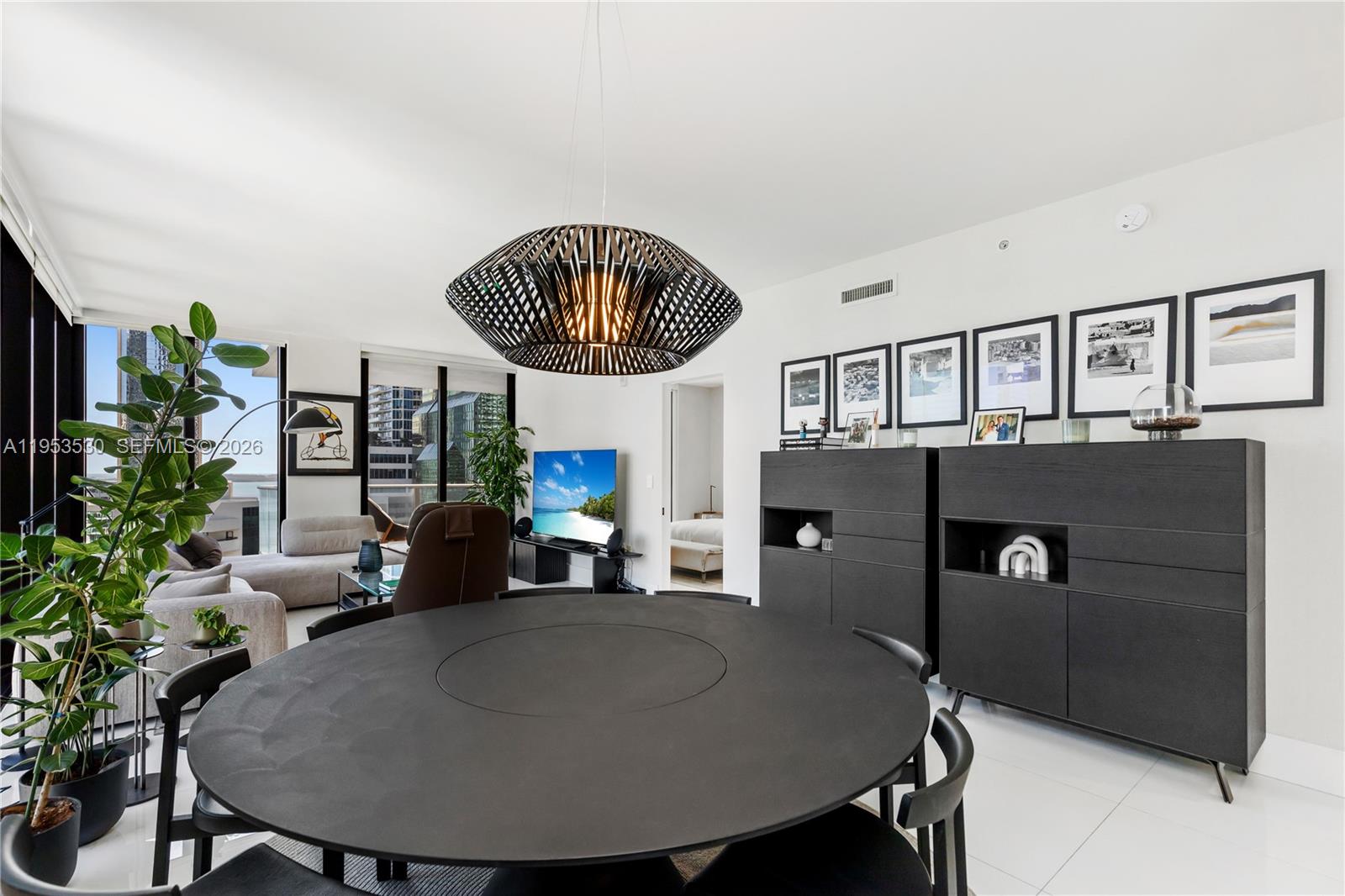 1010 Brickell Ave #1701 Miami, FL 33131