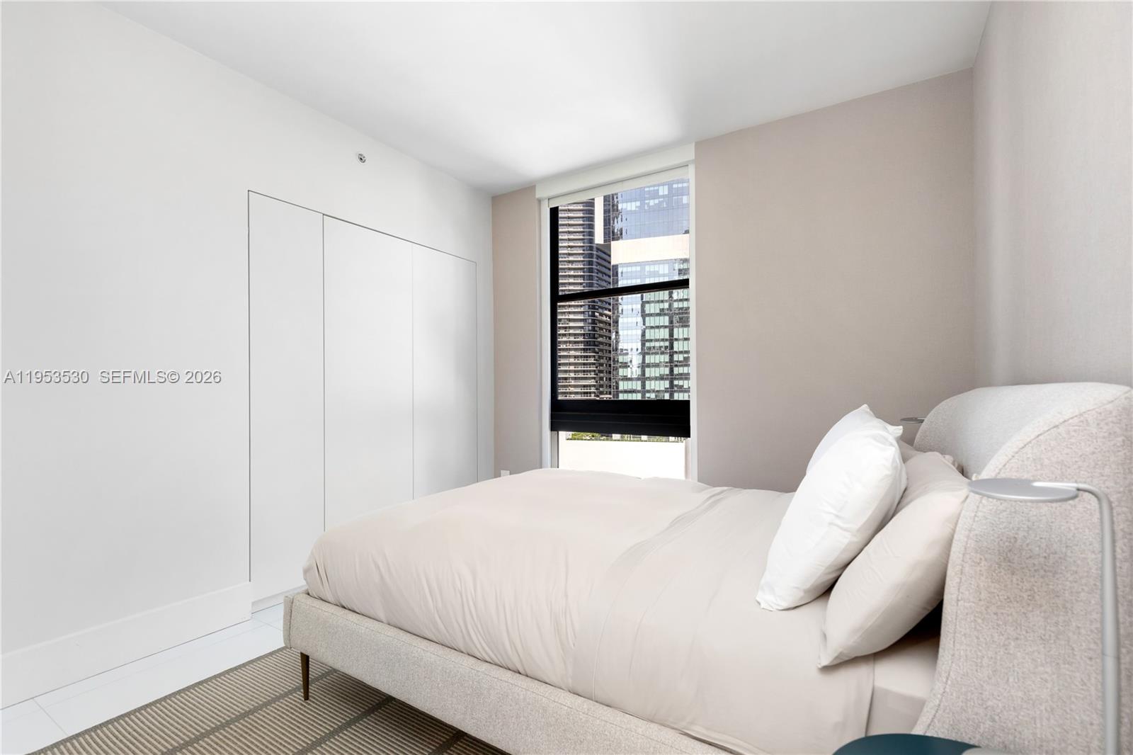 1010 Brickell Ave #1701 Miami, FL 33131