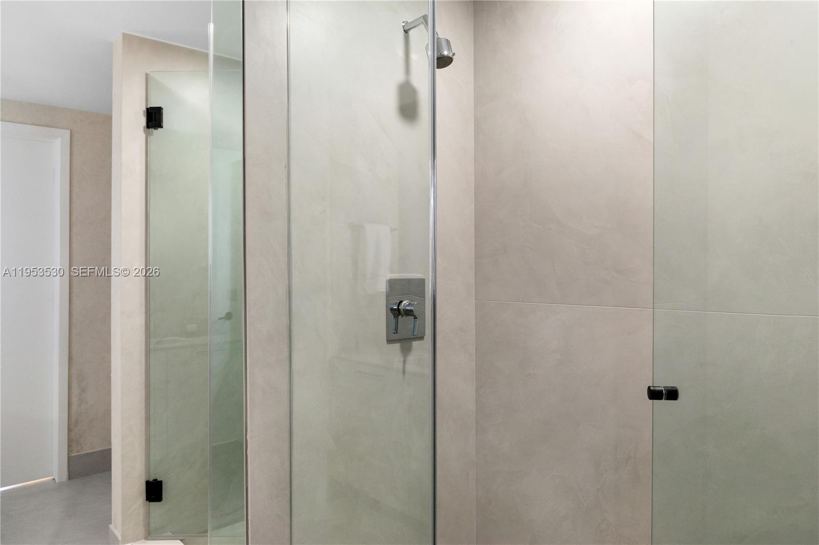 1010 Brickell Ave #1701 Miami, FL 33131