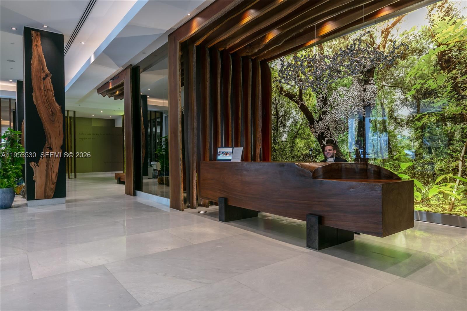 1010 Brickell Ave #1701 Miami, FL 33131