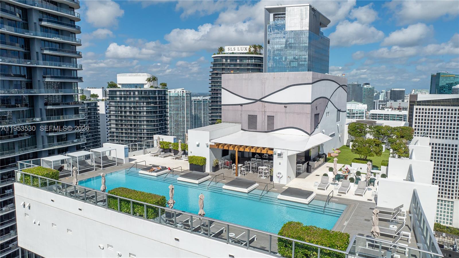 1010 Brickell Ave #1701 Miami, FL 33131