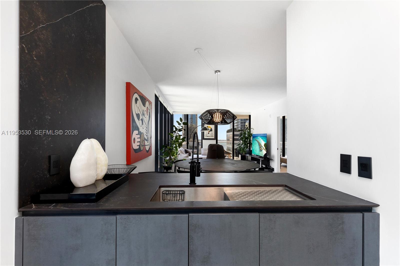 1010 Brickell Ave #1701 Miami, FL 33131