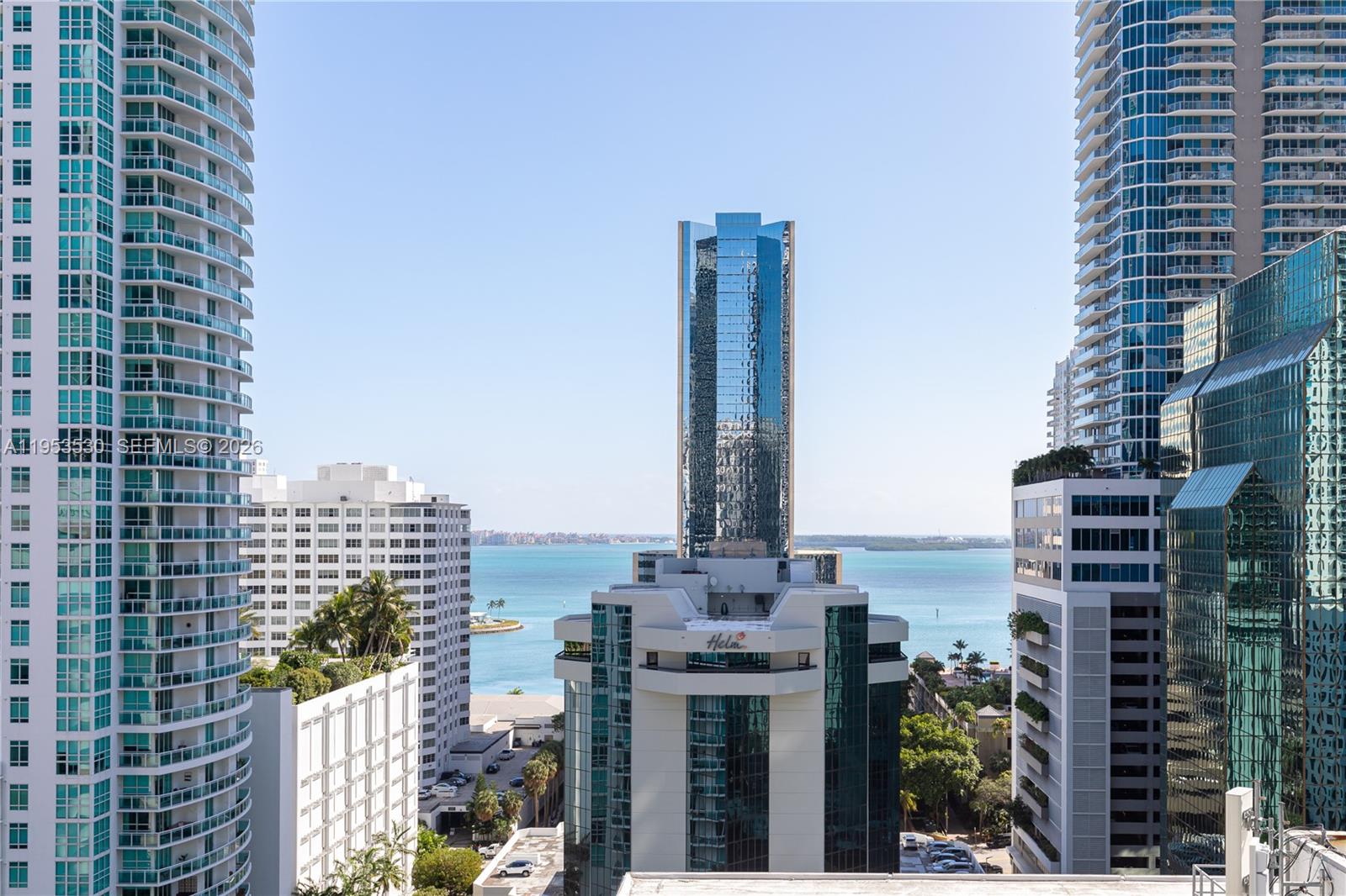 1010 Brickell Ave #1701 Miami, FL 33131