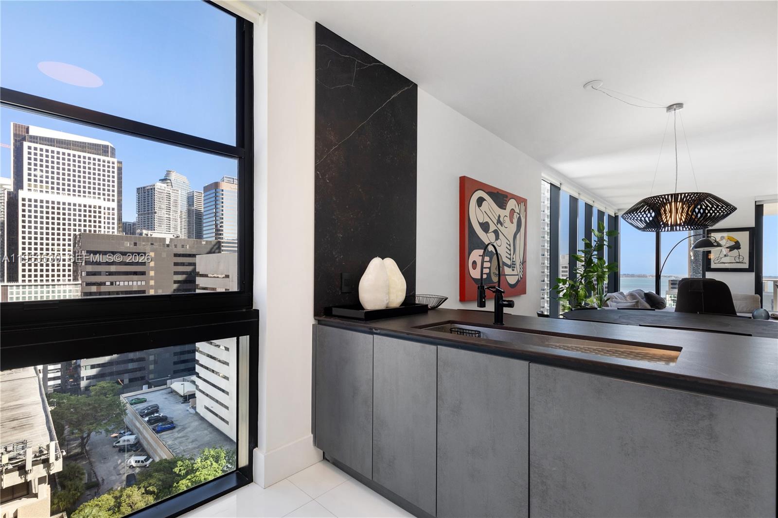 1010 Brickell Ave #1701 Miami, FL 33131