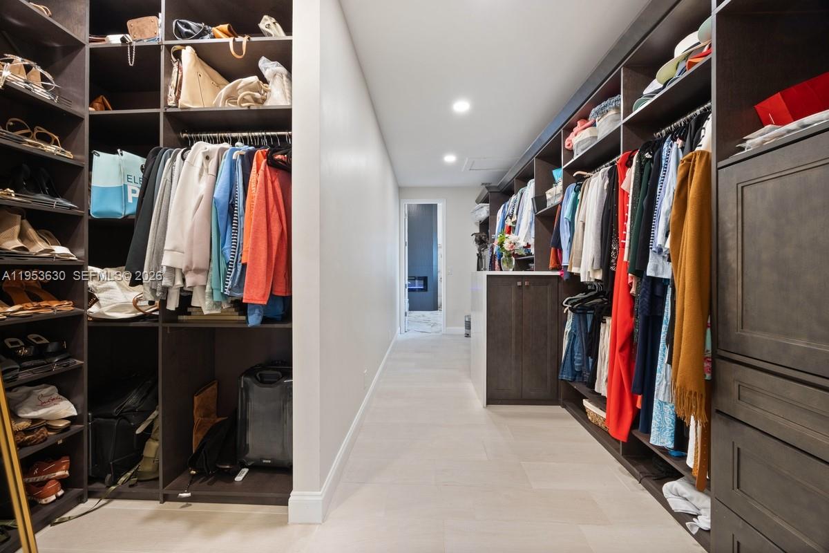 12123 NW 10th Mnr Coral Springs, FL 33071