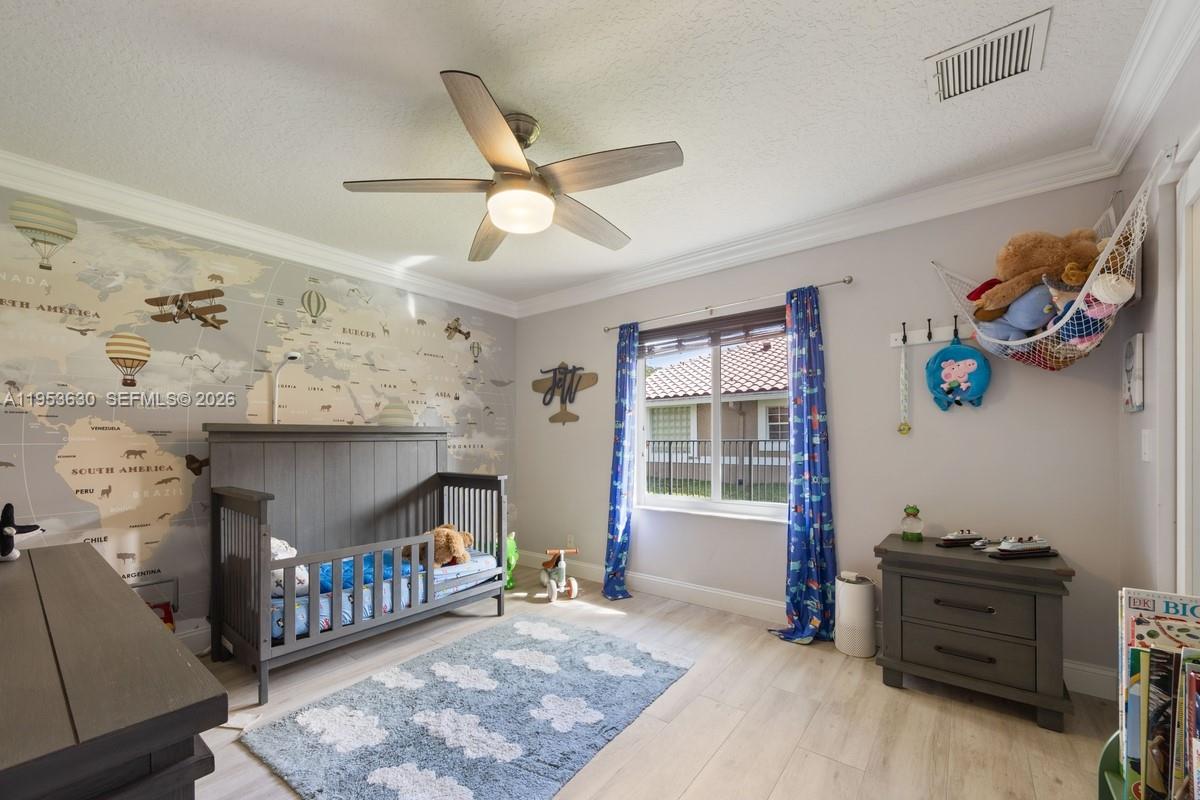 12123 NW 10th Mnr Coral Springs, FL 33071