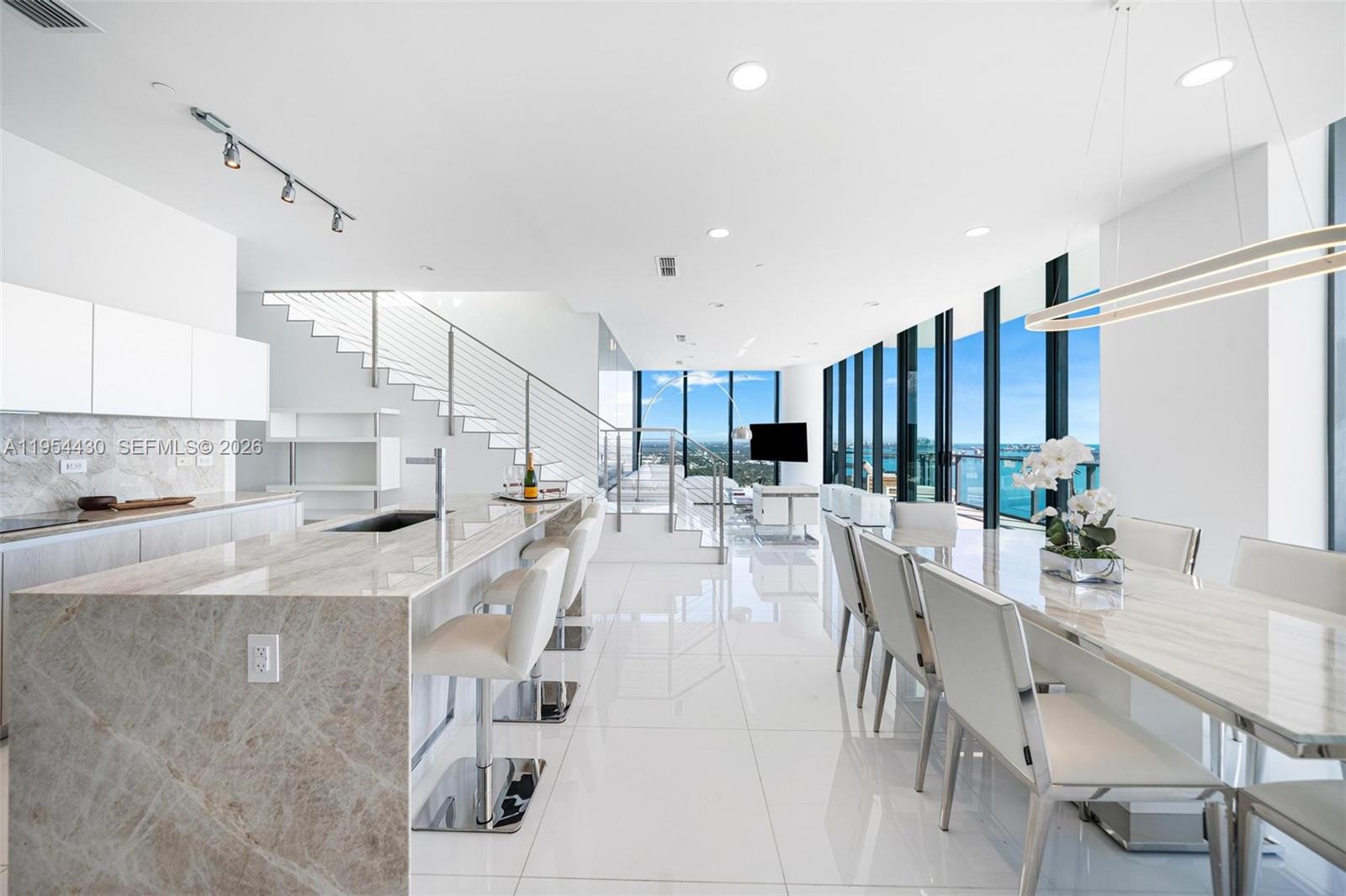 3131 NE 7th Ave #UPH5303 Miami, FL 33137