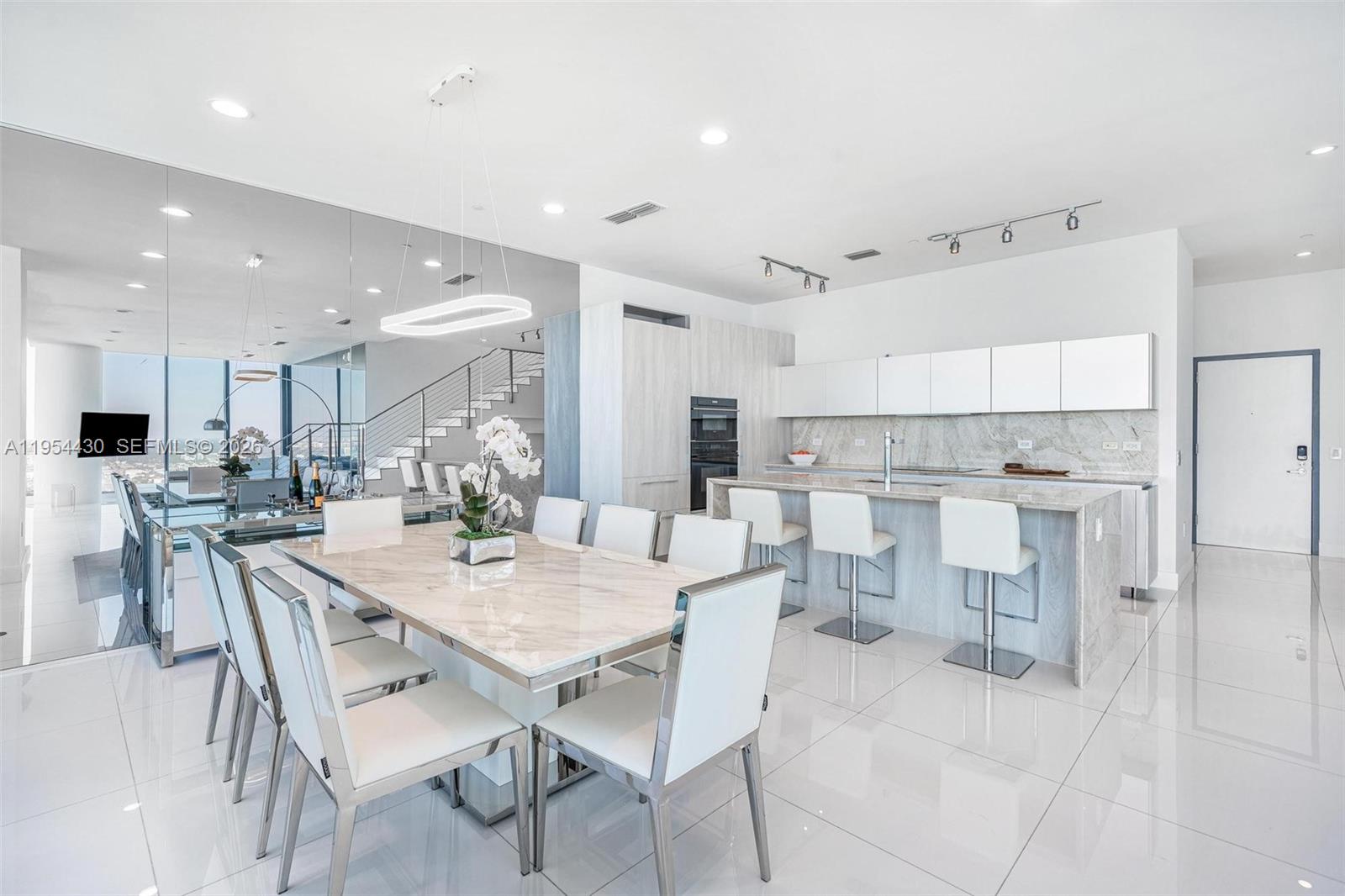 3131 NE 7th Ave #UPH5303 Miami, FL 33137