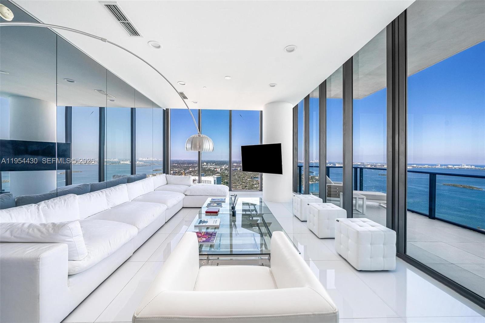 3131 NE 7th Ave #UPH5303 Miami, FL 33137