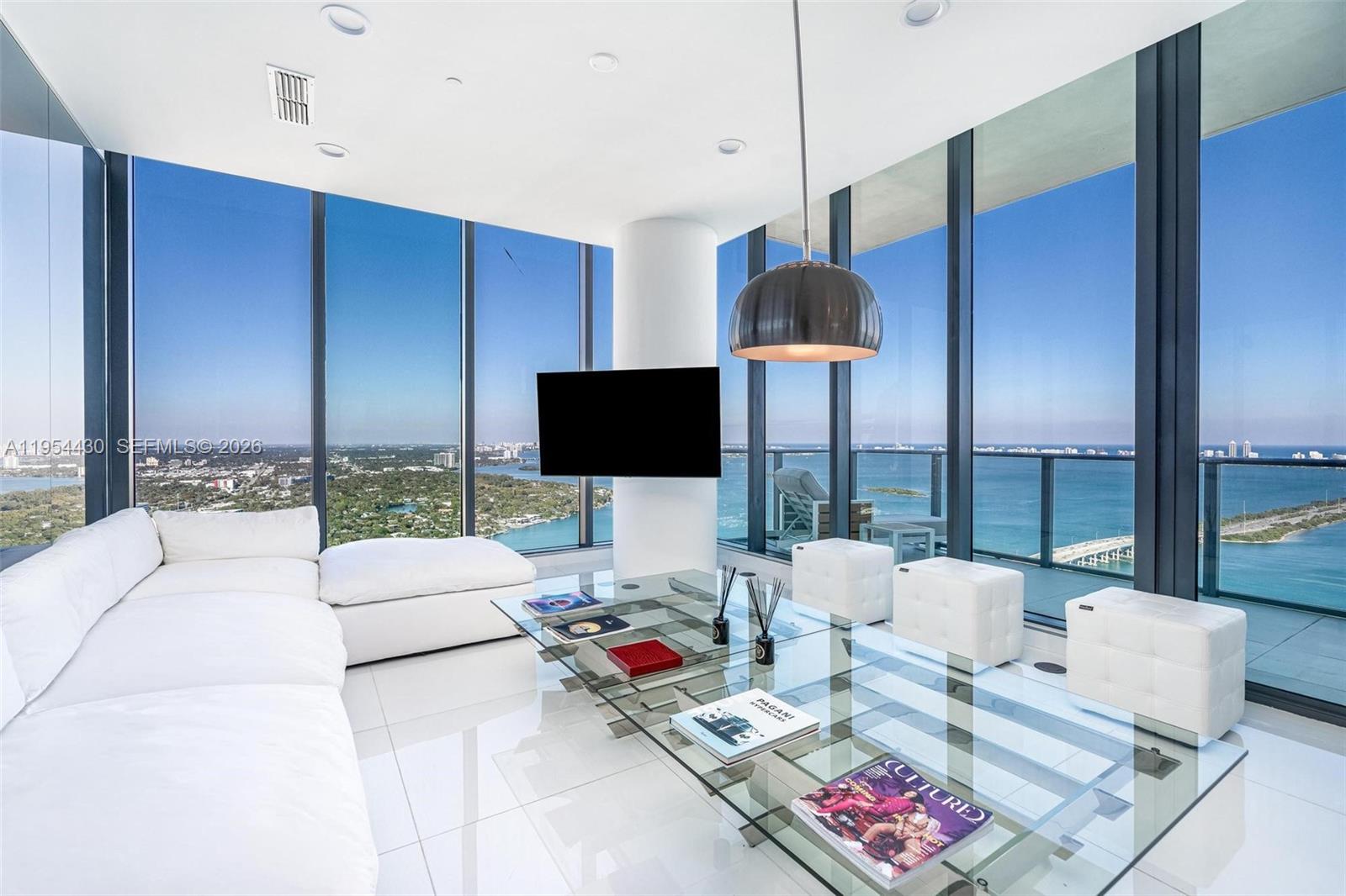 3131 NE 7th Ave #UPH5303 Miami, FL 33137