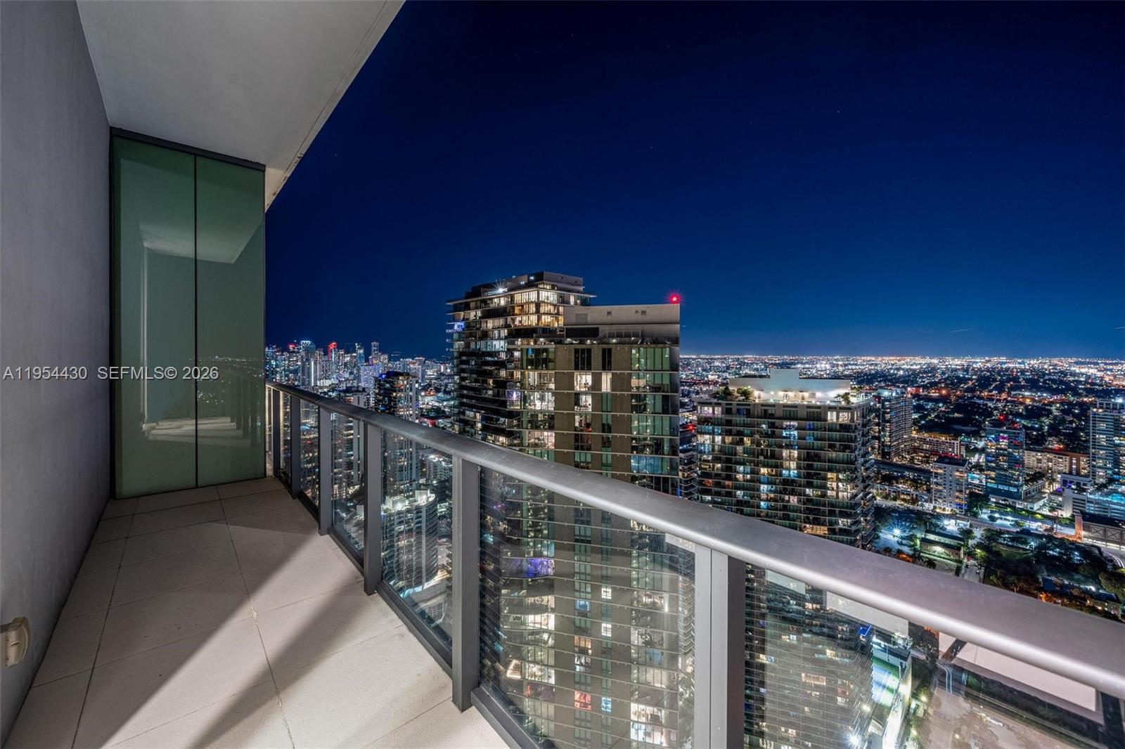 3131 NE 7th Ave #UPH5303 Miami, FL 33137