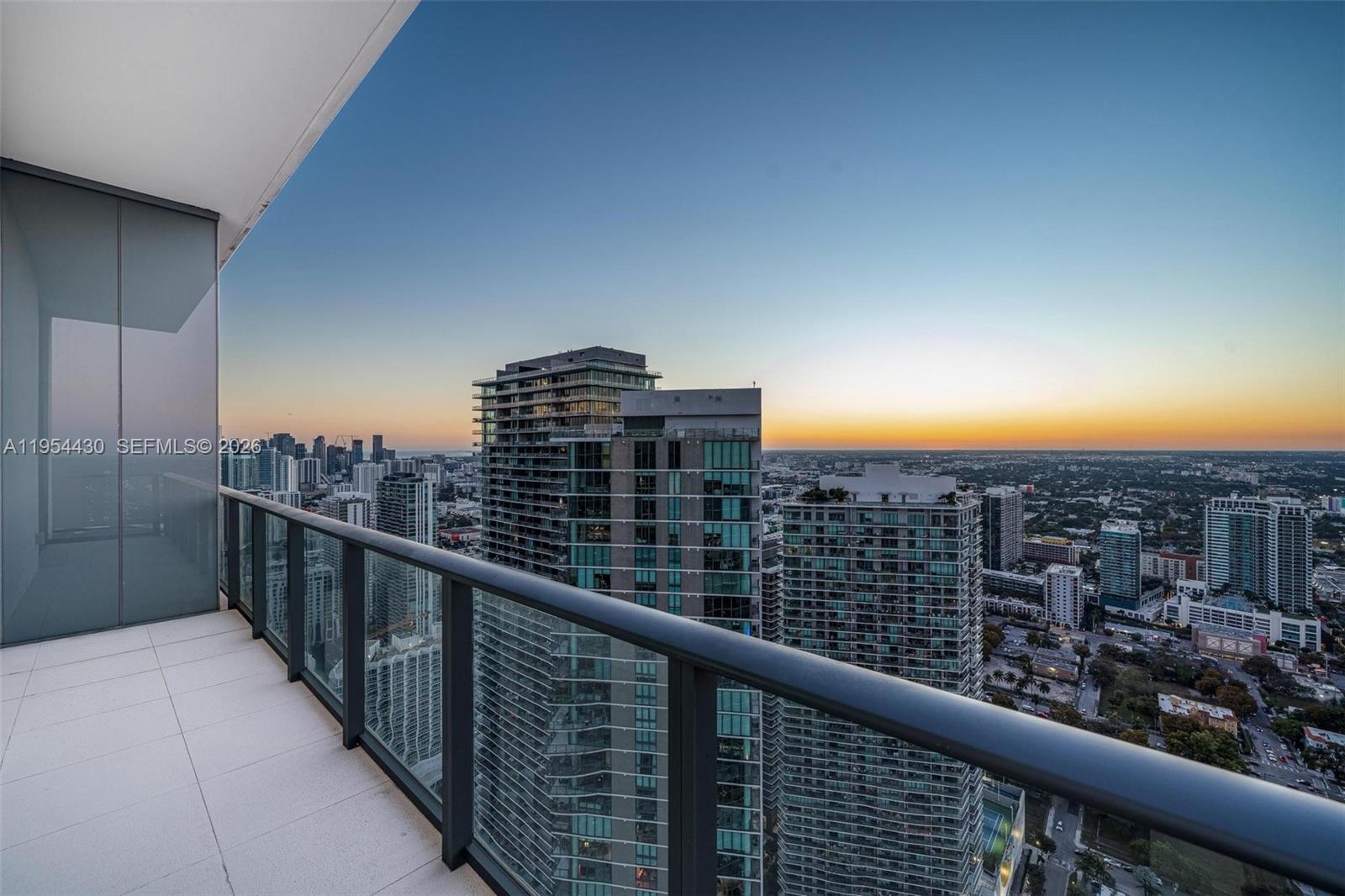 3131 NE 7th Ave #UPH5303 Miami, FL 33137