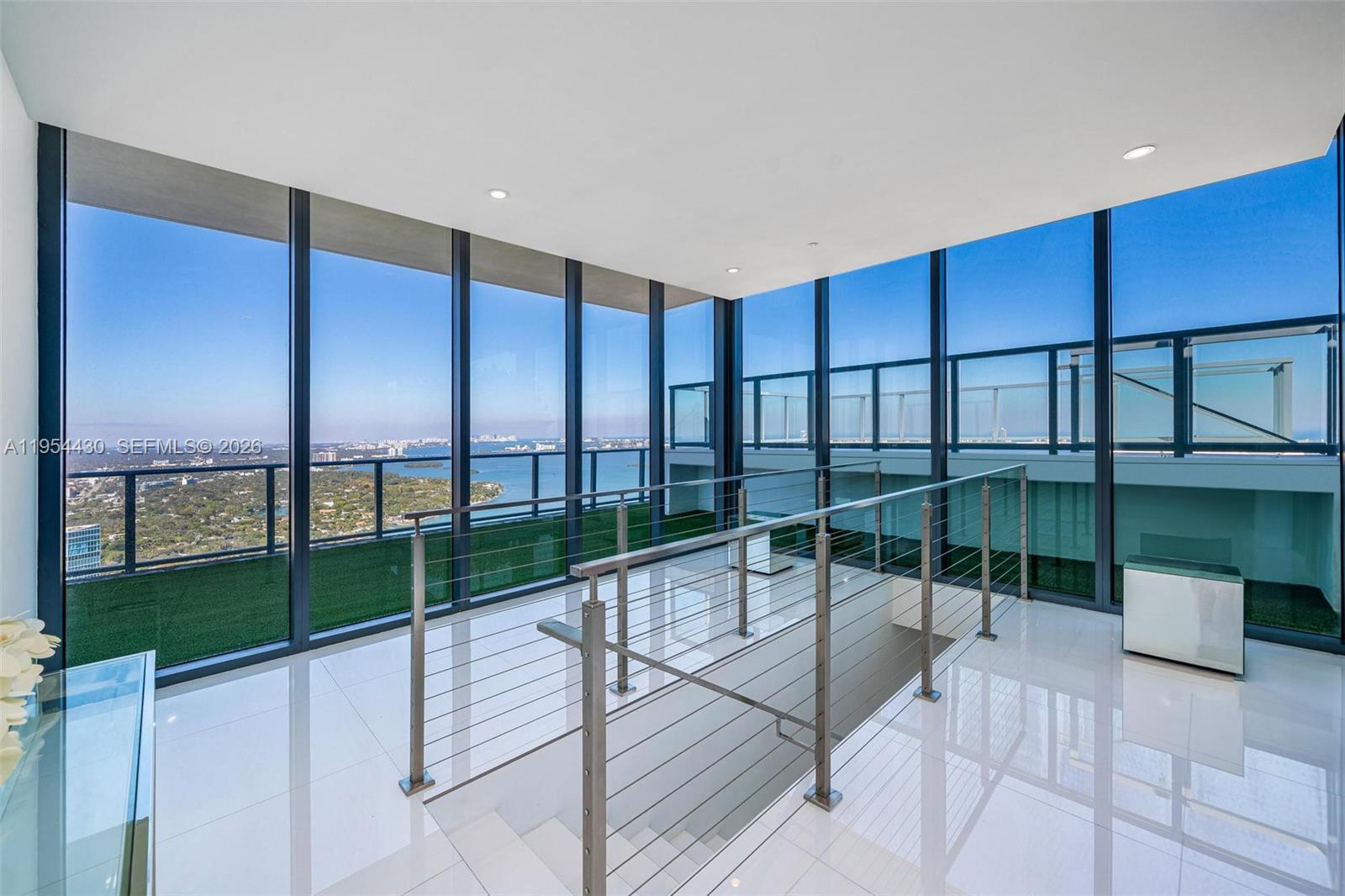 3131 NE 7th Ave #UPH5303 Miami, FL 33137