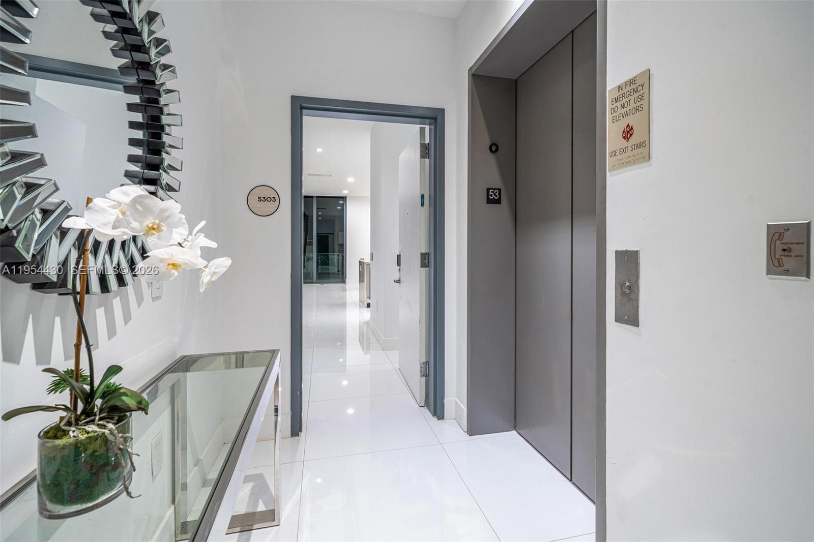 3131 NE 7th Ave #UPH5303 Miami, FL 33137