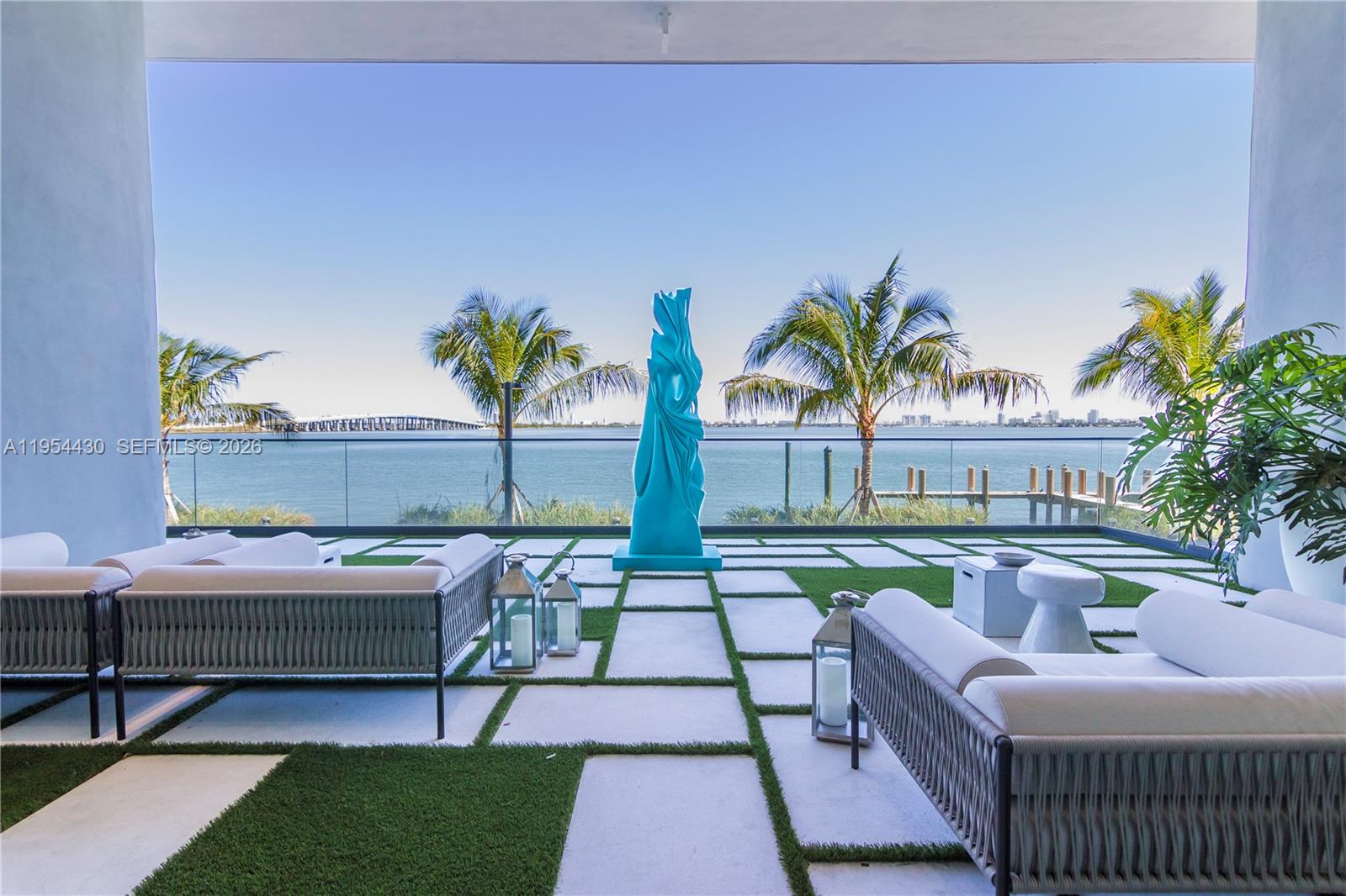 3131 NE 7th Ave #UPH5303 Miami, FL 33137