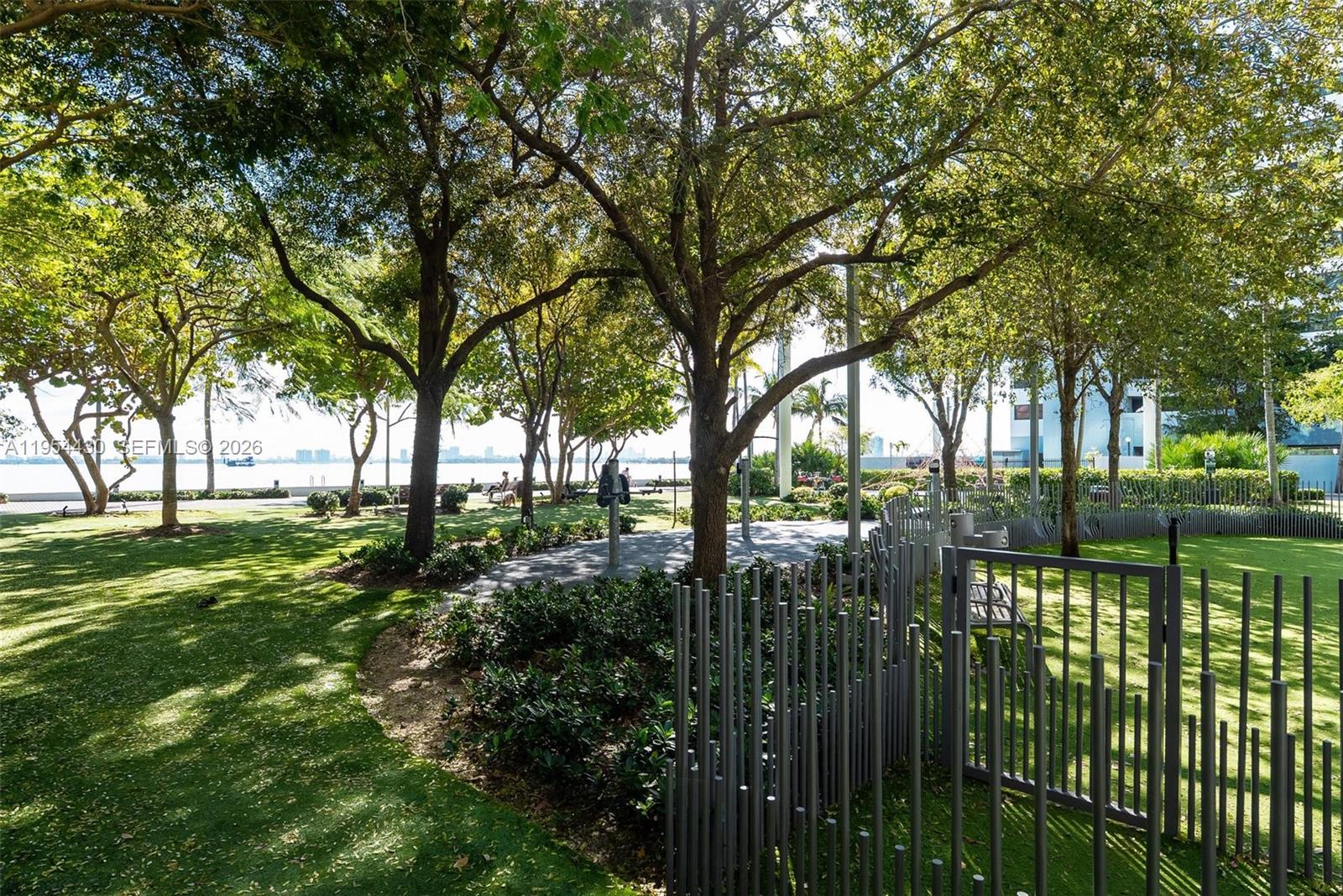 3131 NE 7th Ave #UPH5303 Miami, FL 33137