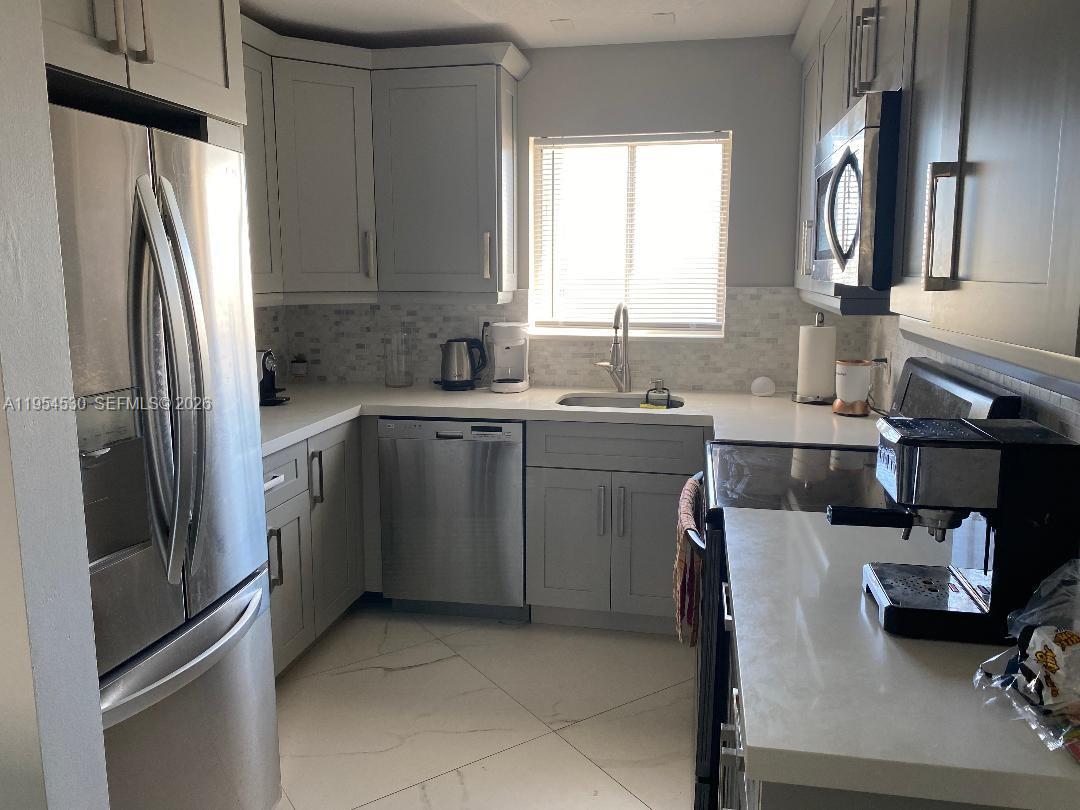 100 S Waterway Dr #401