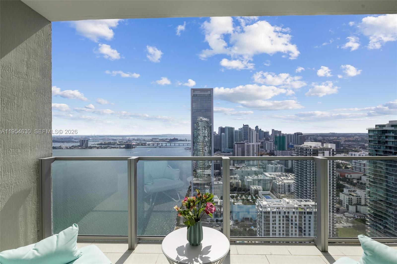 2900 NE 7th Ave #4208