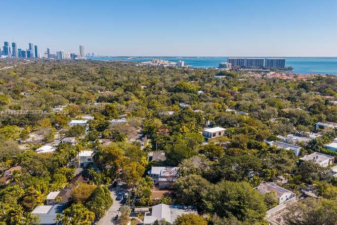 2330 Overbrook St Coconut Grove, FL 33133