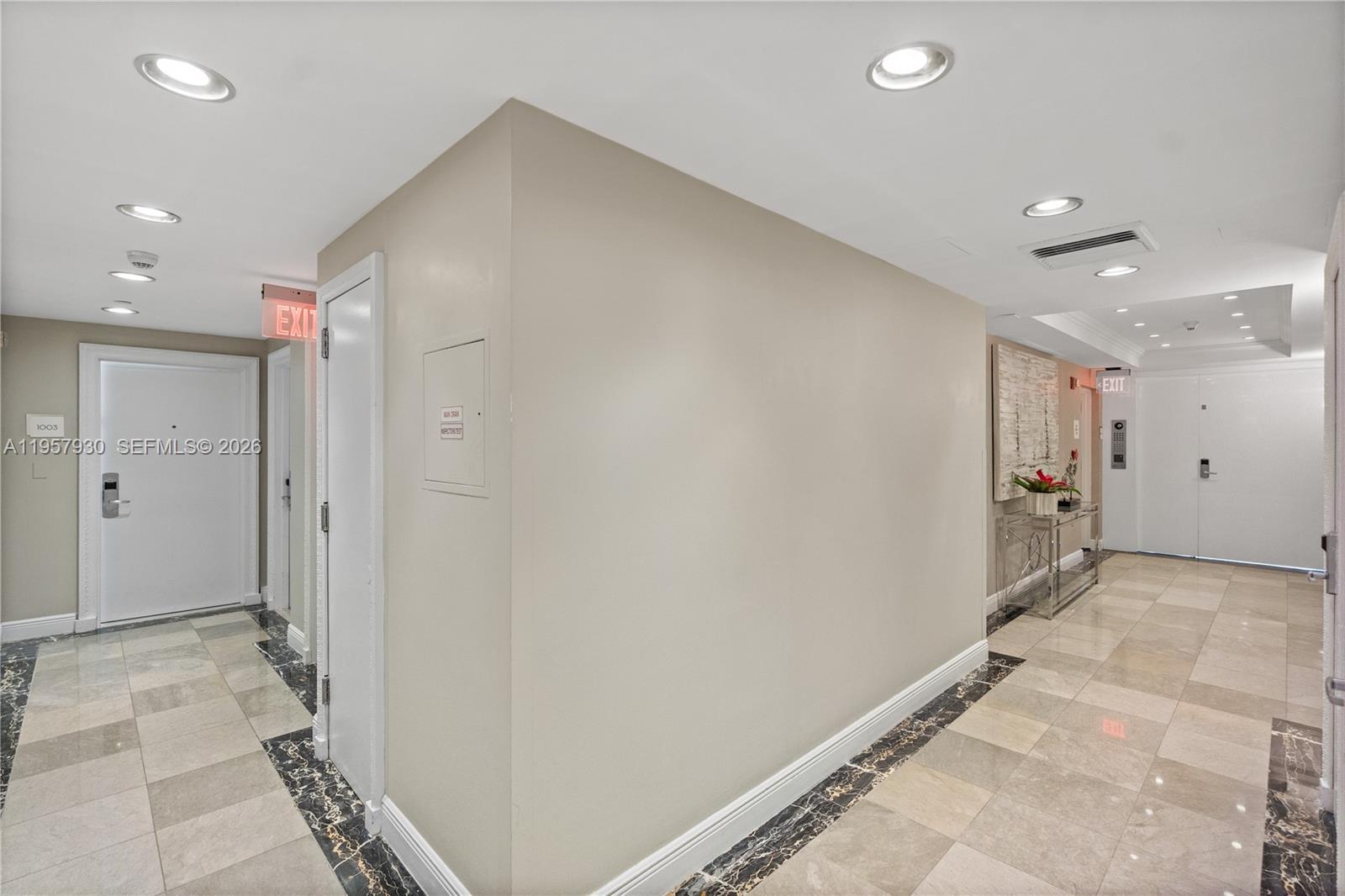 image Hilton Bentley Miami Beach18