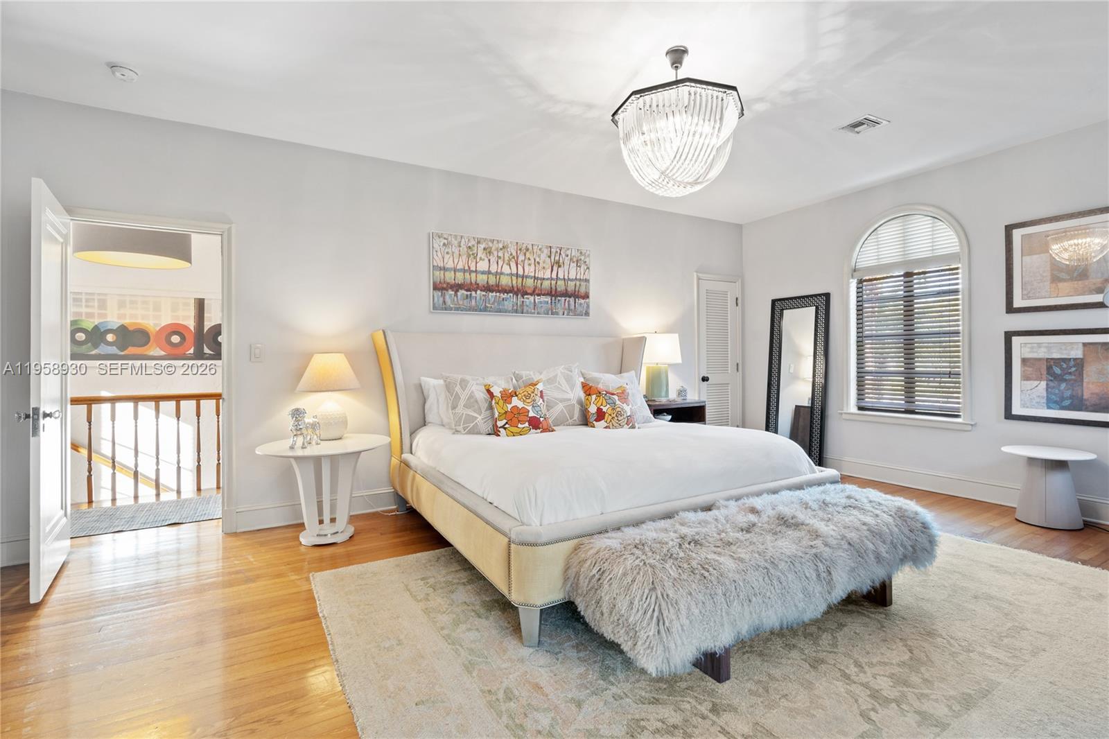 2330 Prairie Ave Miami Beach, FL 33140