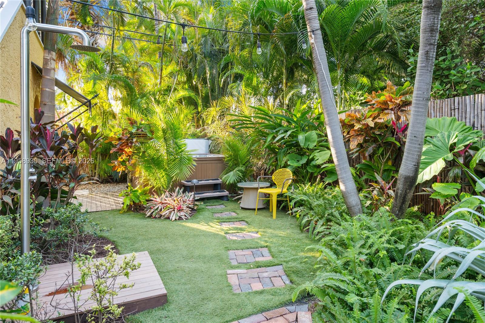 2330 Prairie Ave Miami Beach, FL 33140