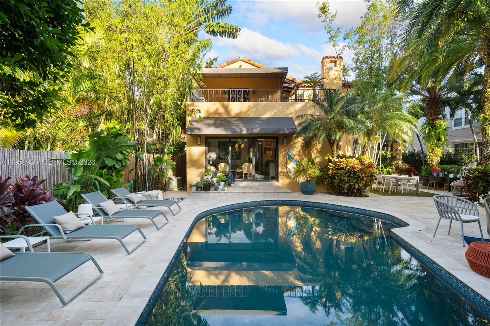 2330 Prairie Ave Miami Beach, FL 33140