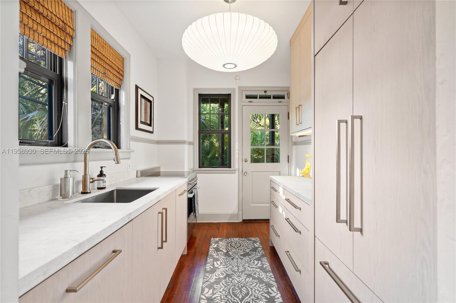 2330 Prairie Ave Miami Beach, FL 33140