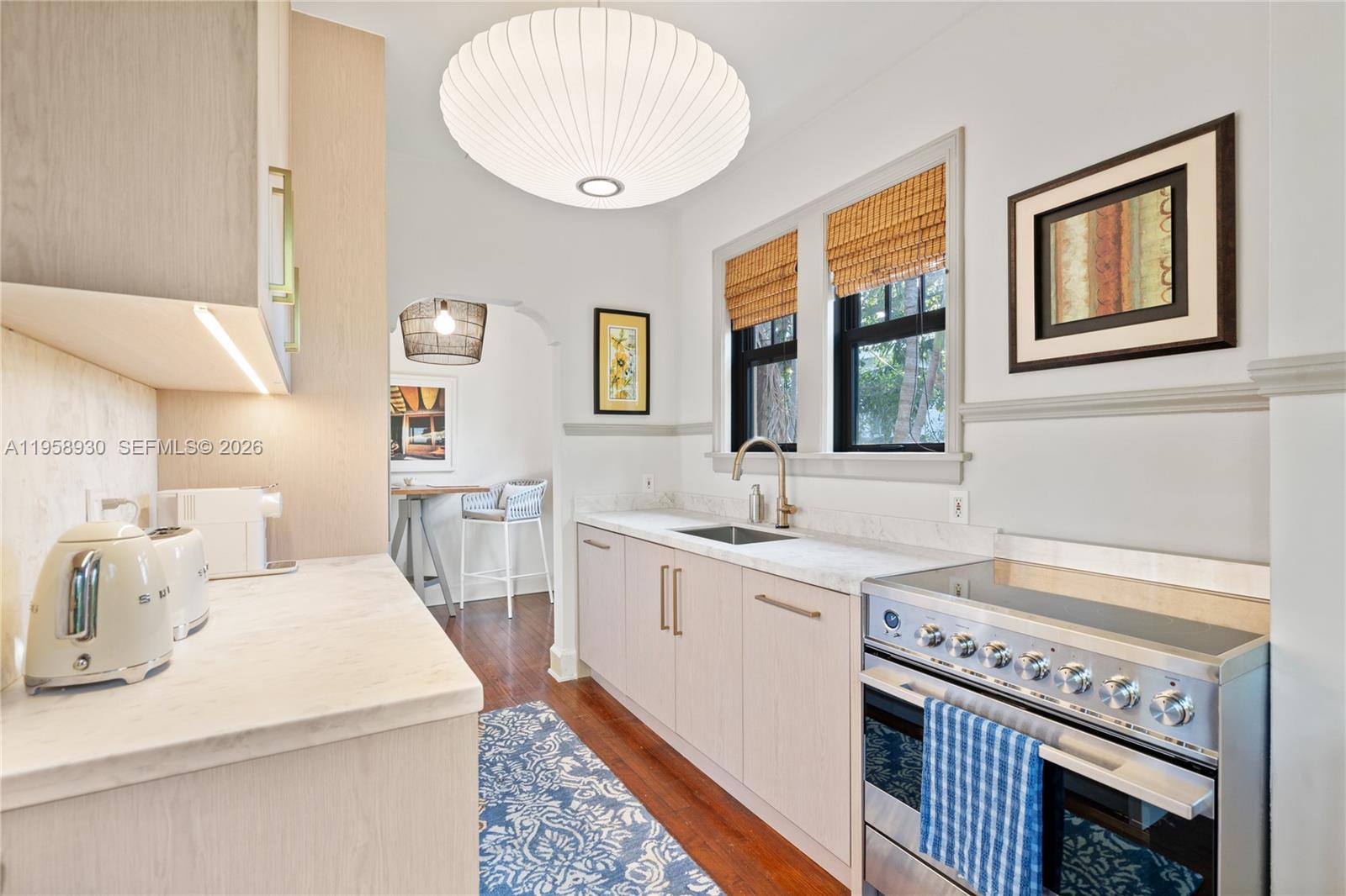 2330 Prairie Ave Miami Beach, FL 33140