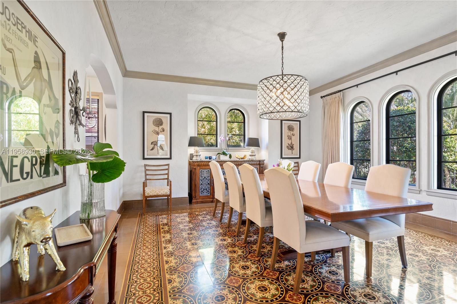 2330 Prairie Ave Miami Beach, FL 33140