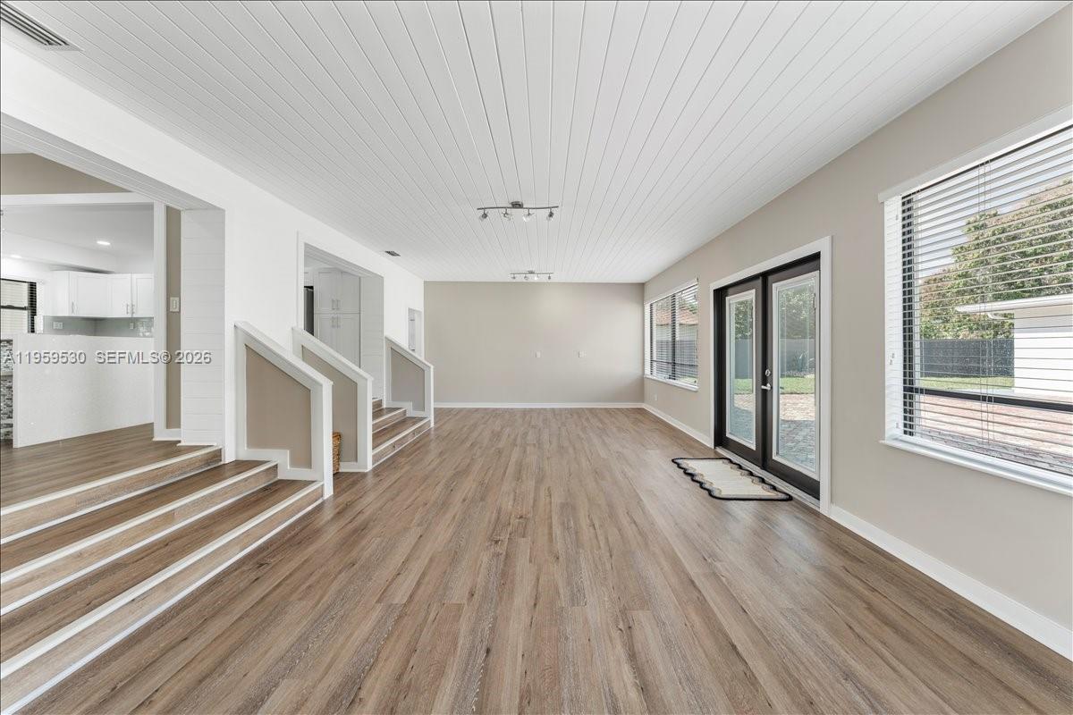 7705 SW 66th St South Miami, FL 33143