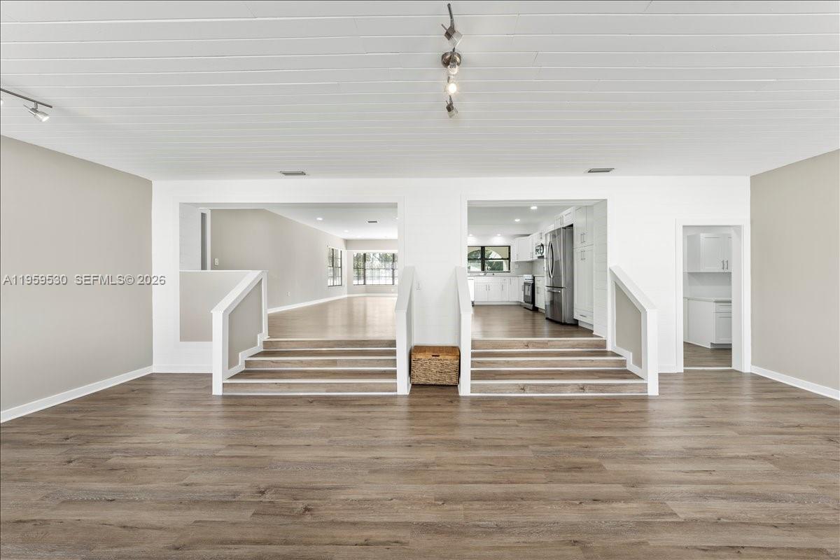 7705 SW 66th St South Miami, FL 33143