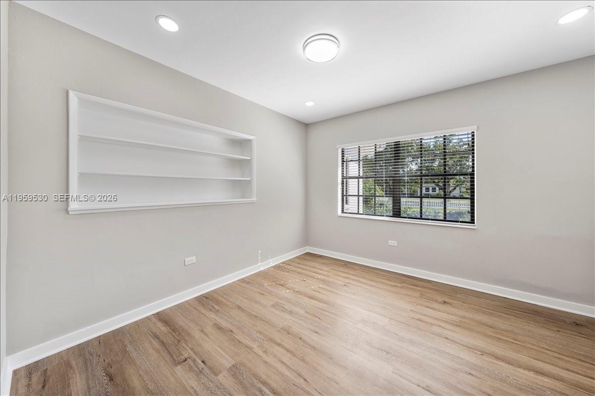 7705 SW 66th St South Miami, FL 33143