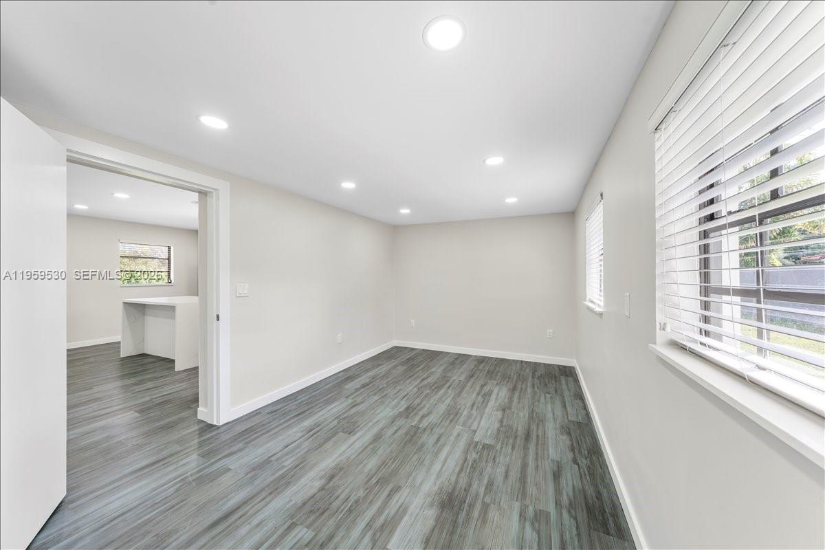 7705 SW 66th St South Miami, FL 33143