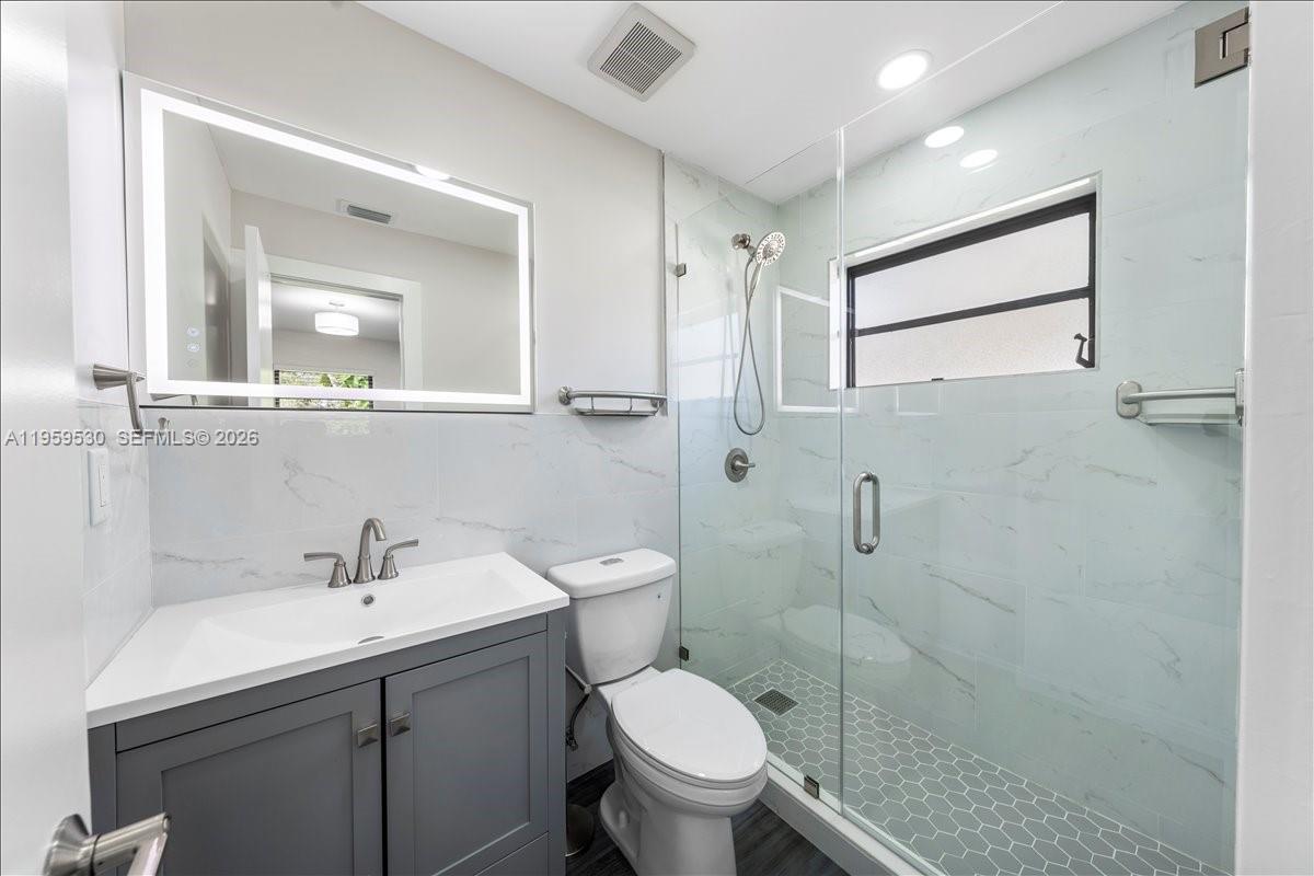 7705 SW 66th St South Miami, FL 33143