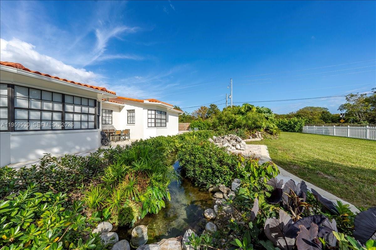 7705 SW 66th St South Miami, FL 33143