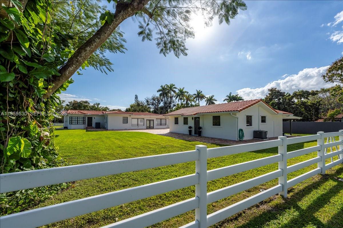 7705 SW 66th St South Miami, FL 33143