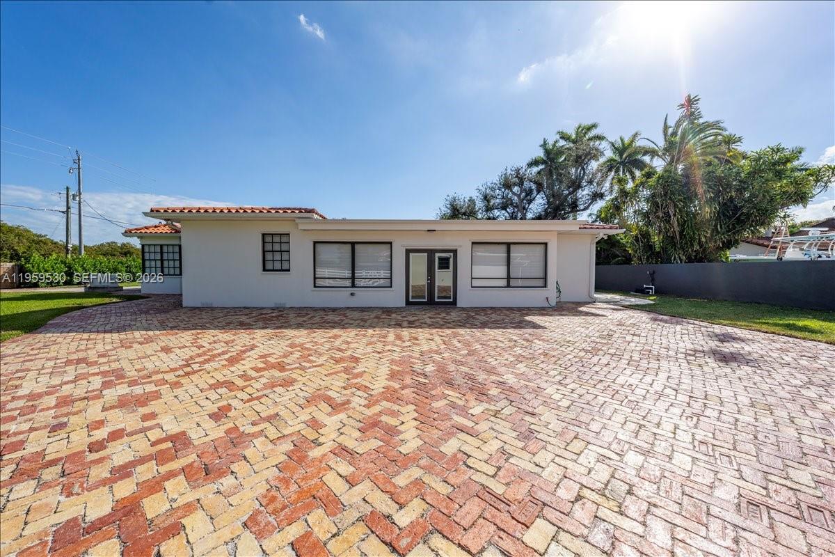 7705 SW 66th St South Miami, FL 33143