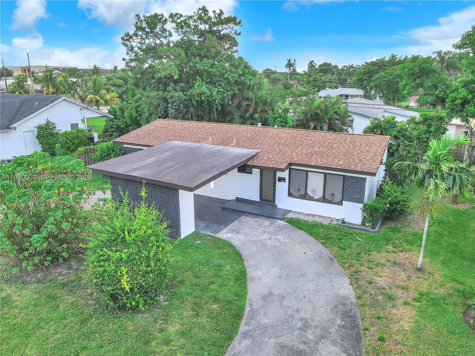 3810 NW 6th St Lauderhill, FL 33311