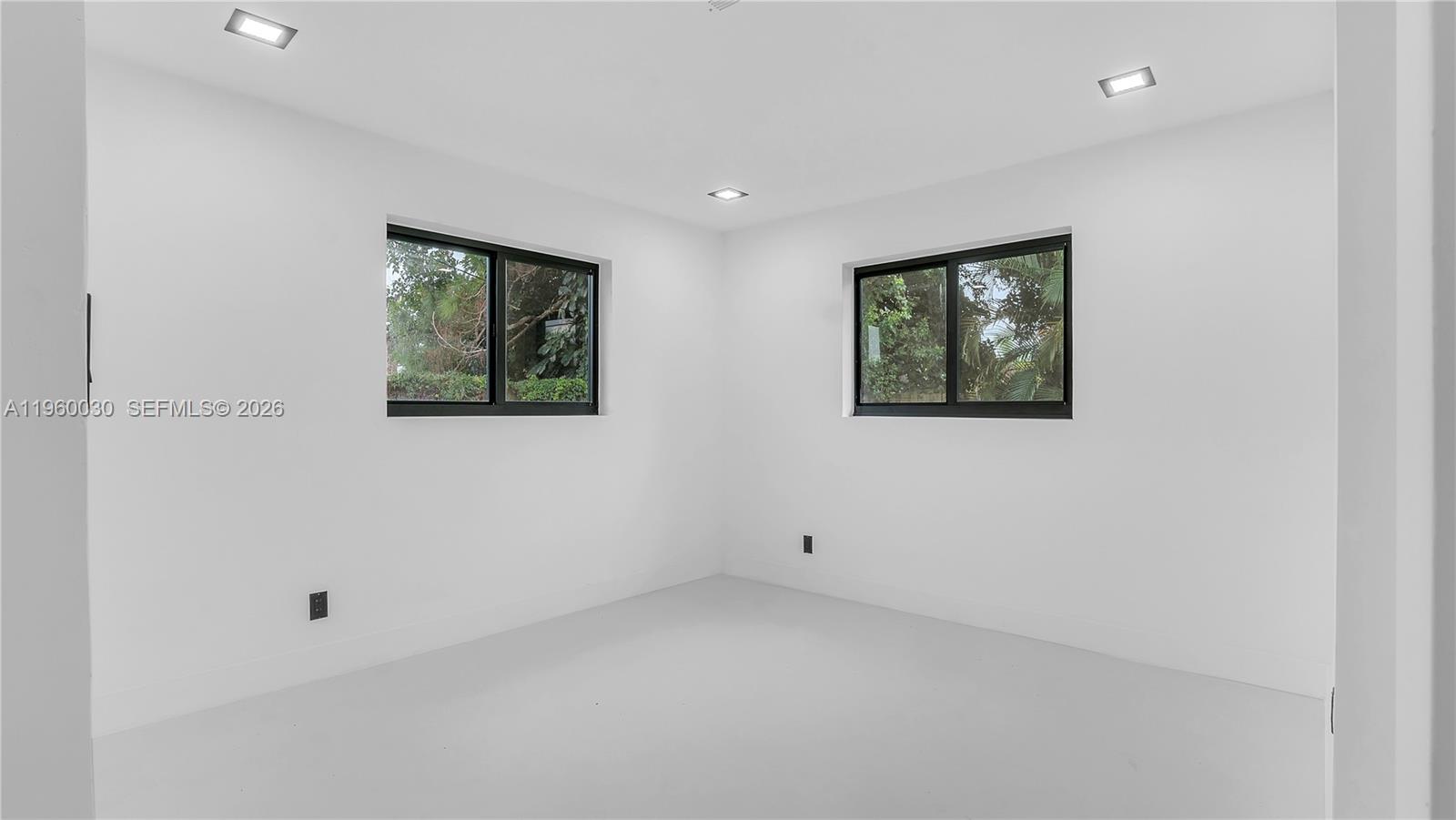 3810 NW 6th St Lauderhill, FL 33311