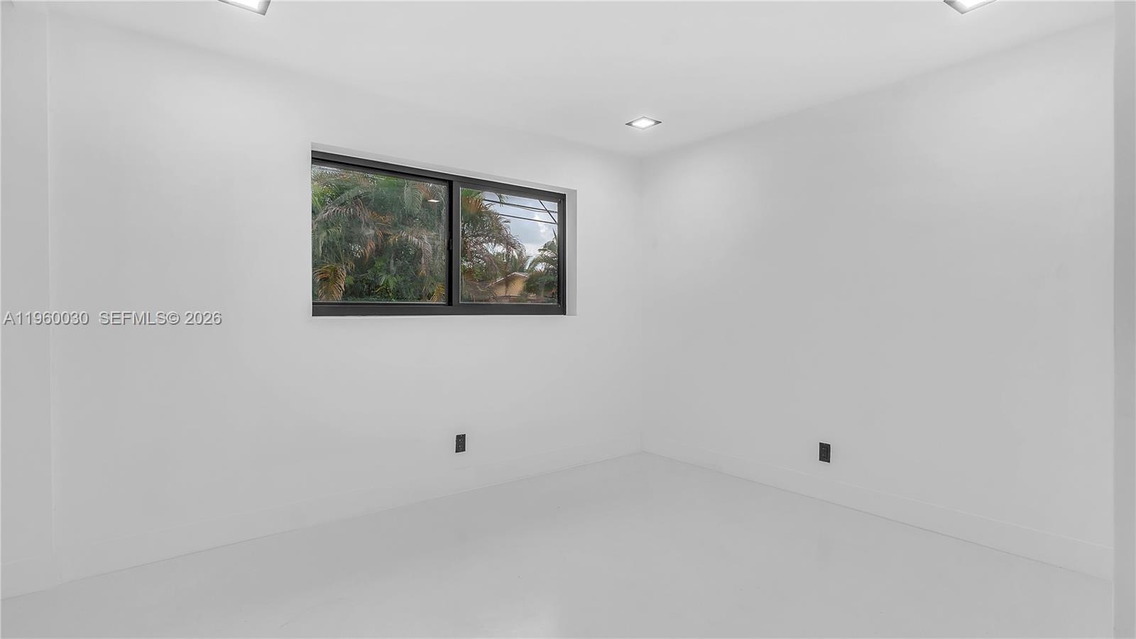 3810 NW 6th St Lauderhill, FL 33311