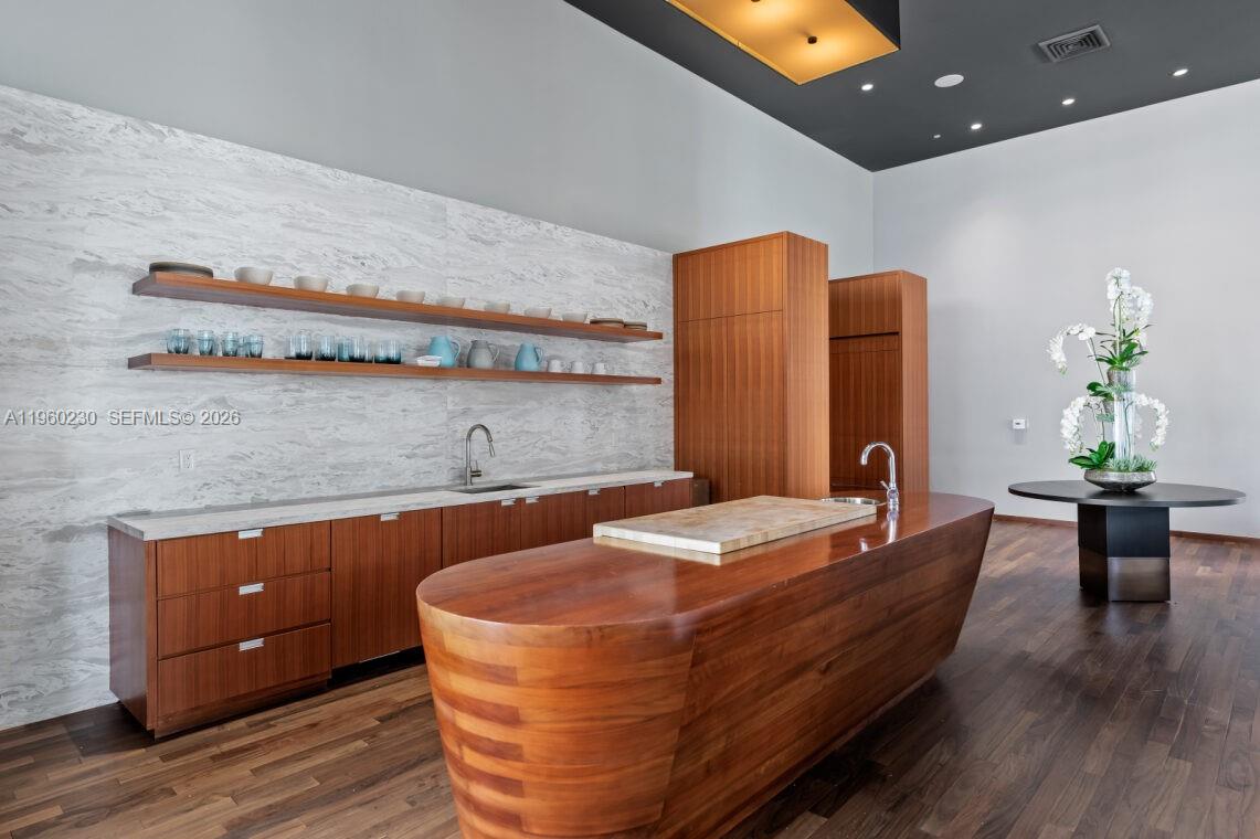 image Brickell House32