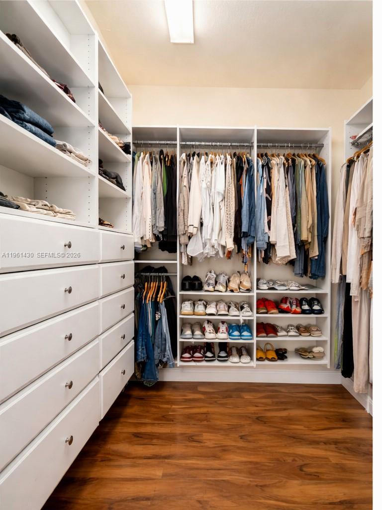 10013 NW 89th Ter Doral, FL 33178