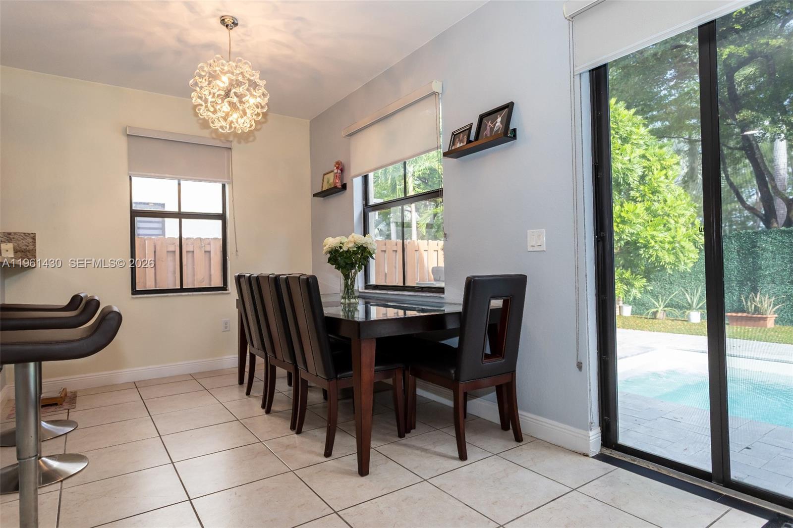 10013 NW 89th Ter Doral, FL 33178