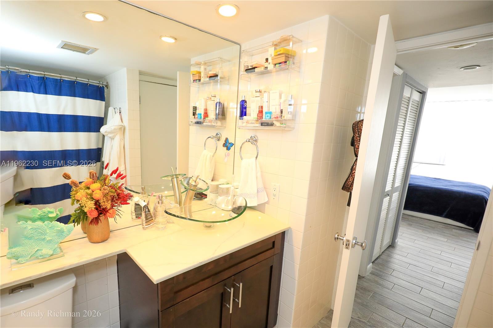 image Charter Club10