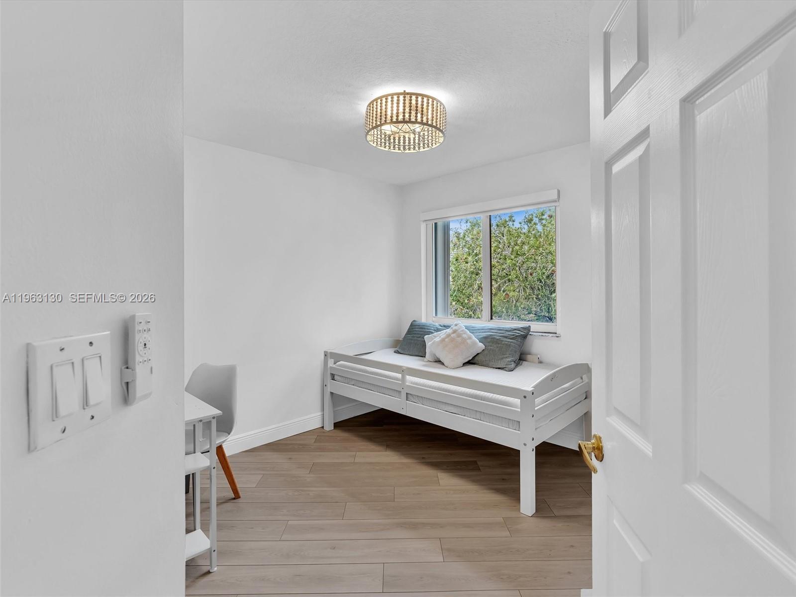 2237 NW 171st Ter Pembroke Pines, FL 33028