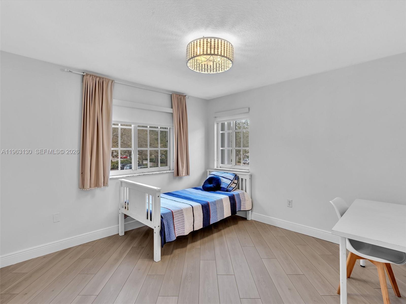 2237 NW 171st Ter Pembroke Pines, FL 33028